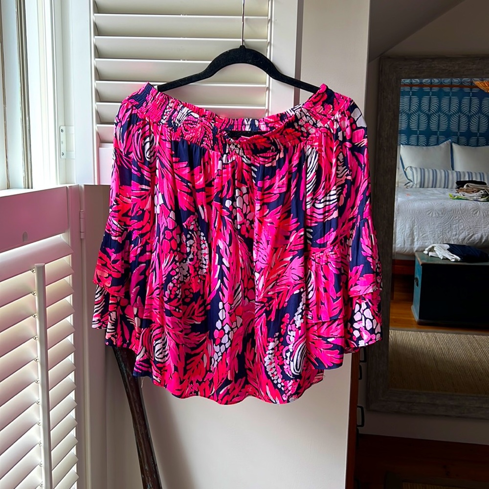 Lily Pulitzer top, size small